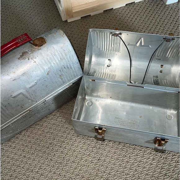 Two (2) Antique/Vintage School Lunch Boxes. - Picture 3 of 3